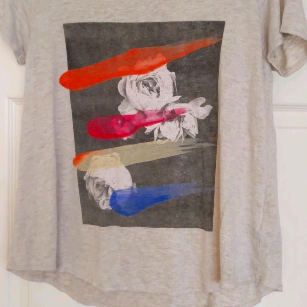 Absolutely cute top from with Abercrombie & Fitch!